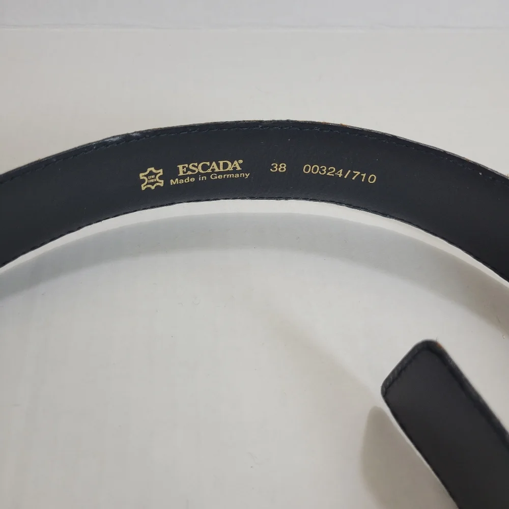 Escada Statement Gold Buckle‎ Leather Belt